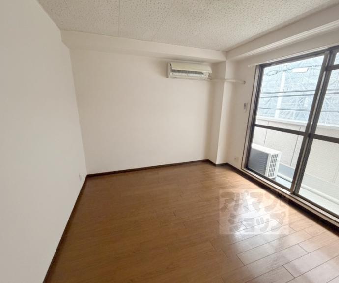 【ヴィラ円町】間取