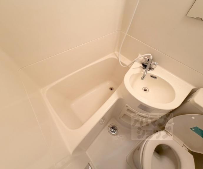 【ヴィラ円町】間取