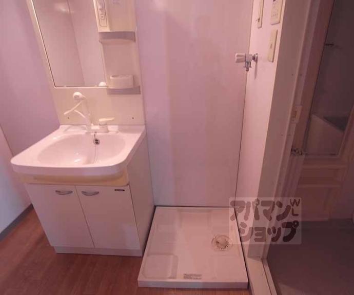 【大宮通今出川下ル薬師町マンション】間取