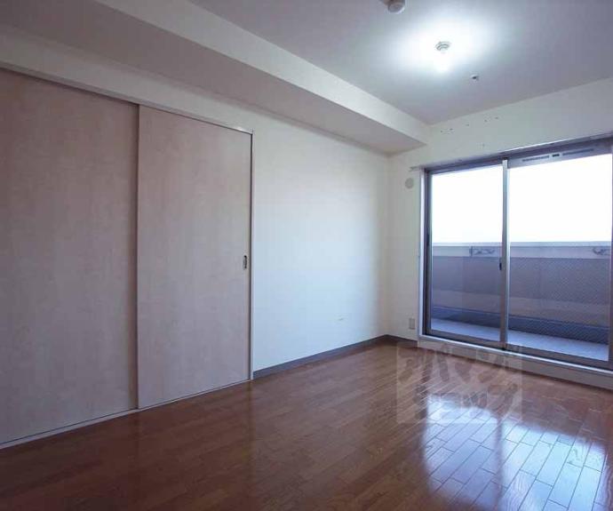 【大宮通今出川下ル薬師町マンション】間取