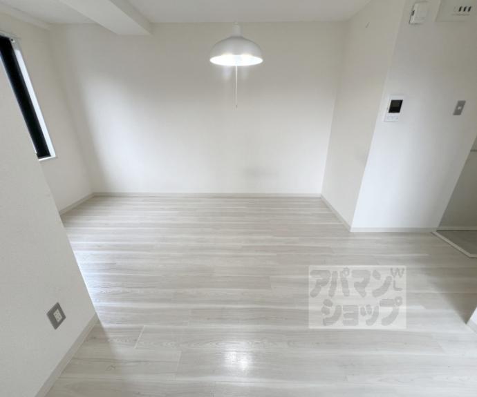 【カーサデ河原町】間取