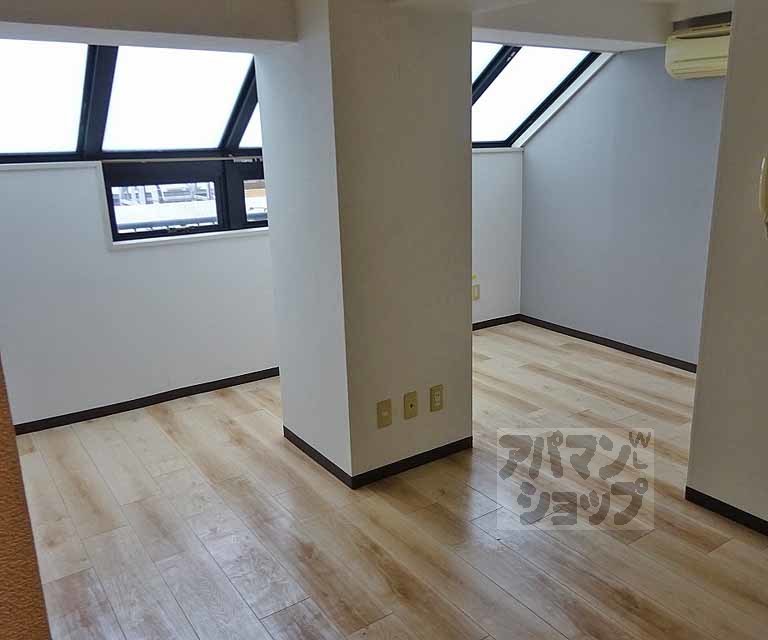 【カーサデ河原町】間取