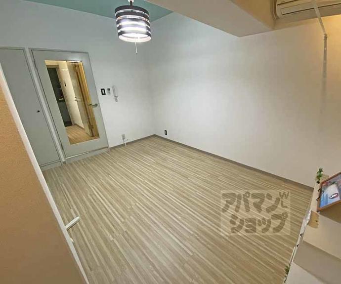 【グランタック河原町五条】間取