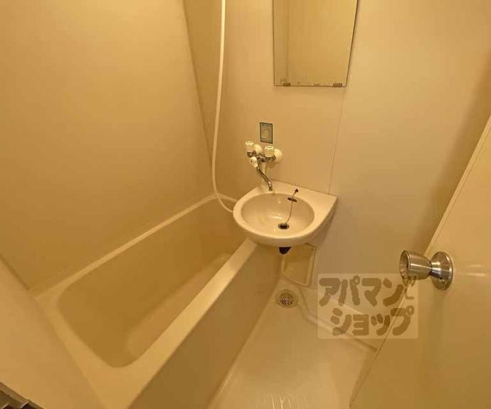 【グランタック河原町五条】間取