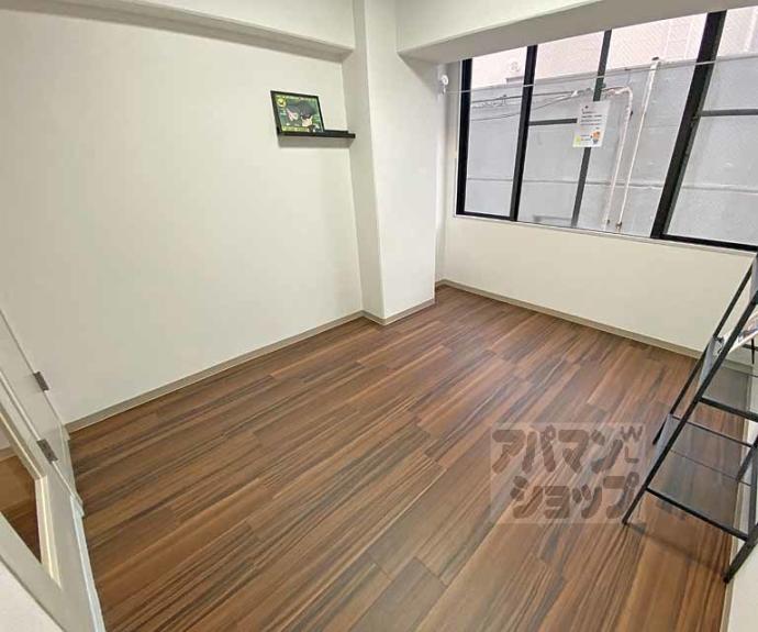 【グランタック河原町五条】間取