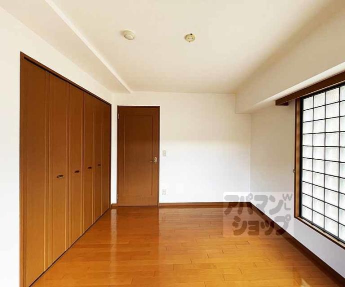 【コスモシティ三条西洞院】間取