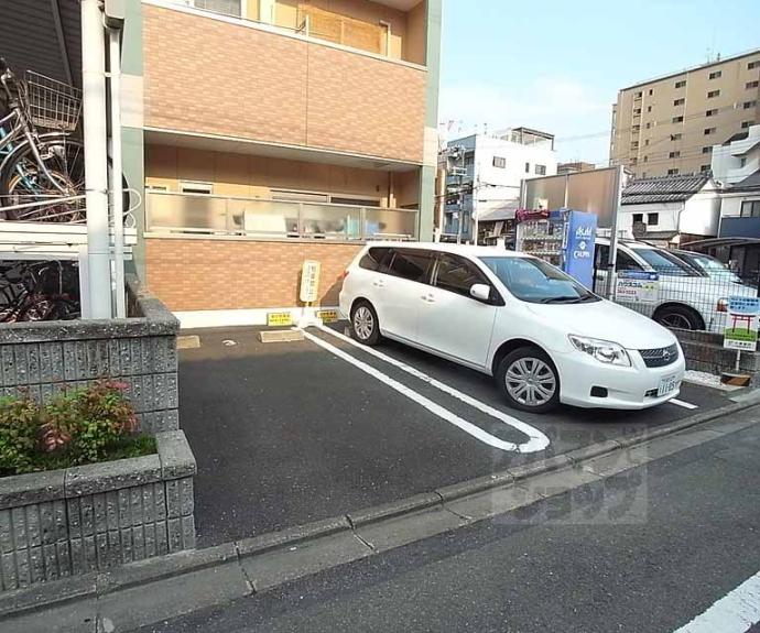 【エル　ソレイユ】間取