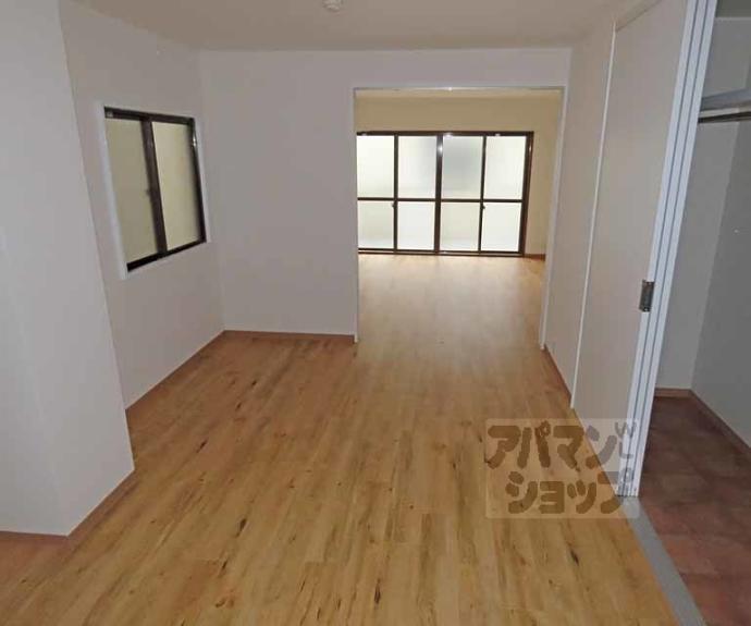 【八文字屋ビル】間取