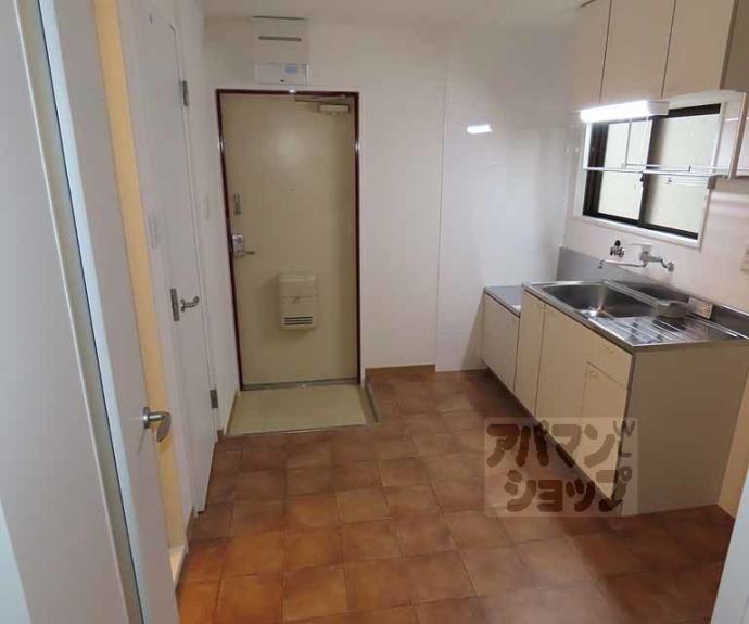 【八文字屋ビル】間取