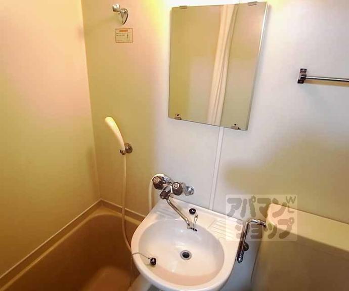 【シャンブル丸太町】間取