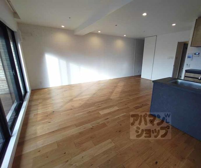 【三条室町アーバンライフ】間取