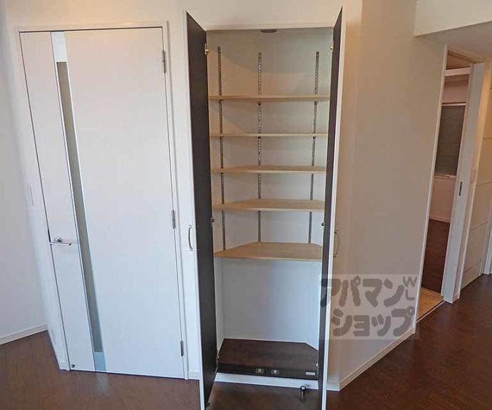 【レスタージュ四条烏丸ラティス】間取