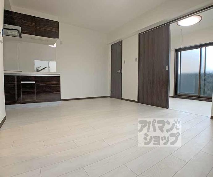 【ＥＲＲＩ　ＳＵＥＧＡ】間取