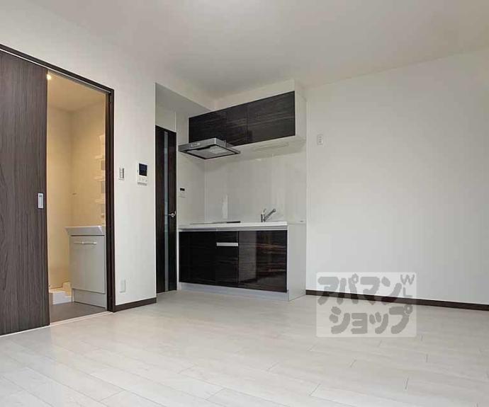 【ＥＲＲＩ　ＳＵＥＧＡ】間取