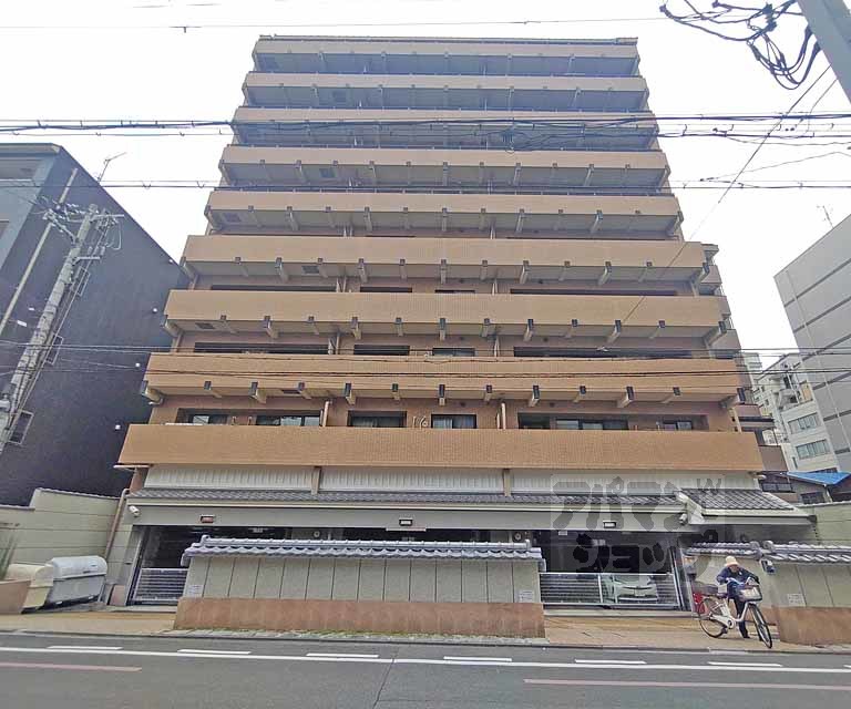 コスモ二条城東