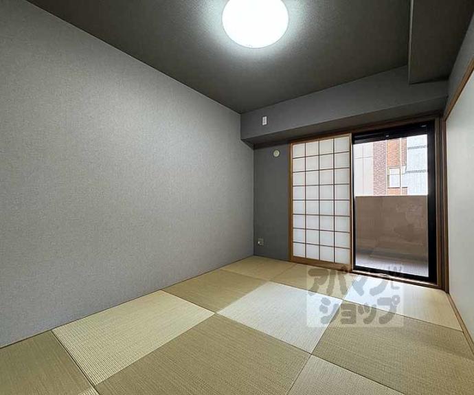 【コスモ二条城東】間取