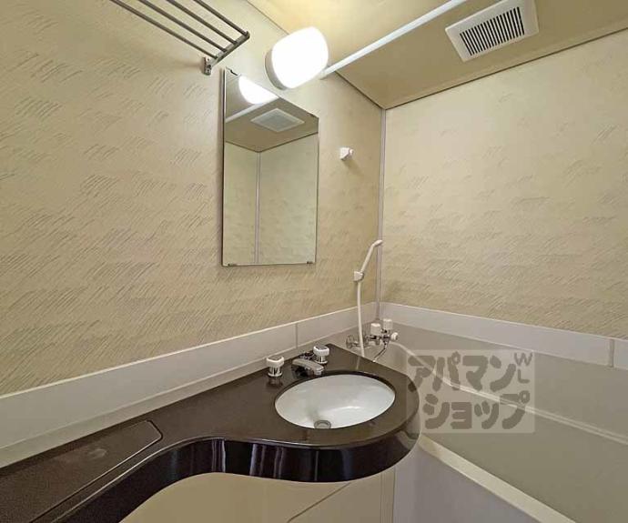 【エザーンスあおい】間取