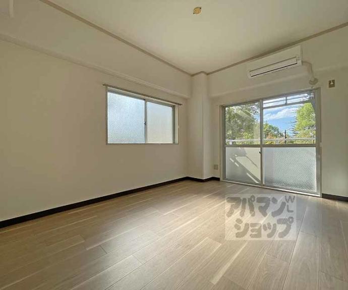 【エザーンスあおい】間取