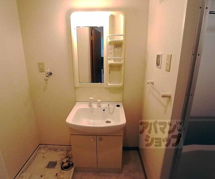 【ラトゥール綾小路】間取