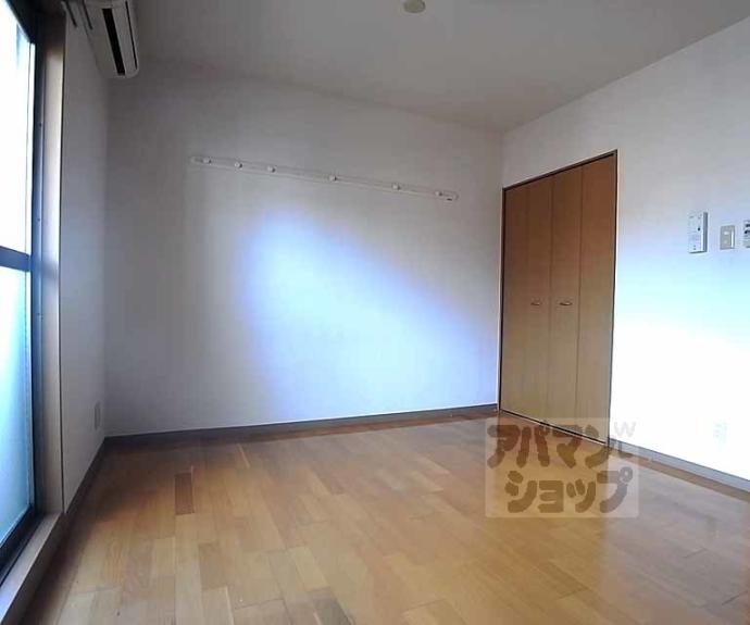 【ラトゥール綾小路】間取