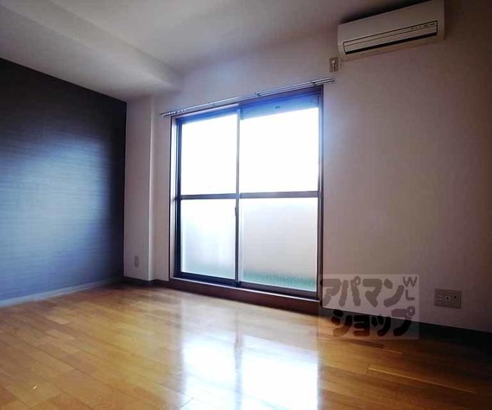 【ラトゥール綾小路】間取