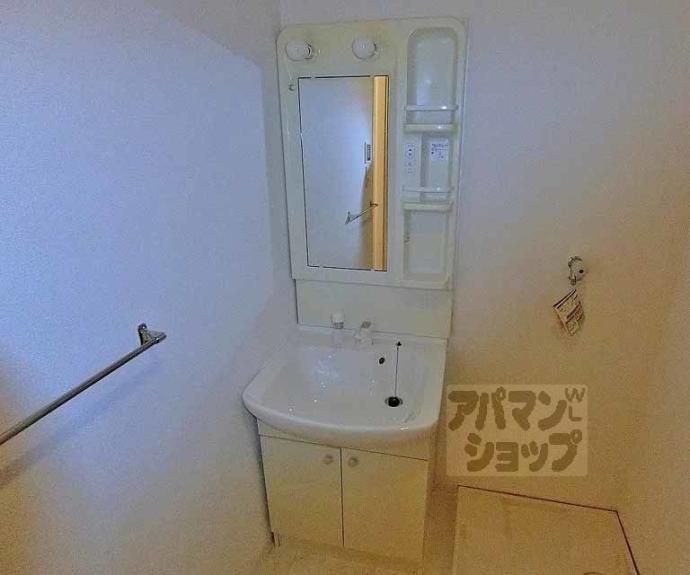 【セントエルモ三条】間取