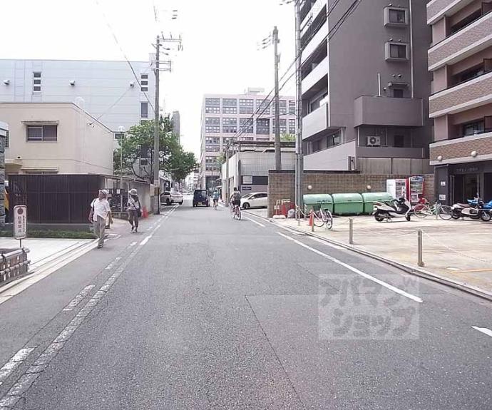 【ハウスセゾン御所南】間取