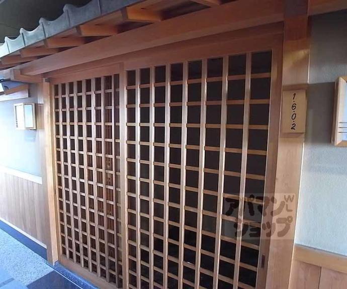 【ハウスセゾン御所南】間取