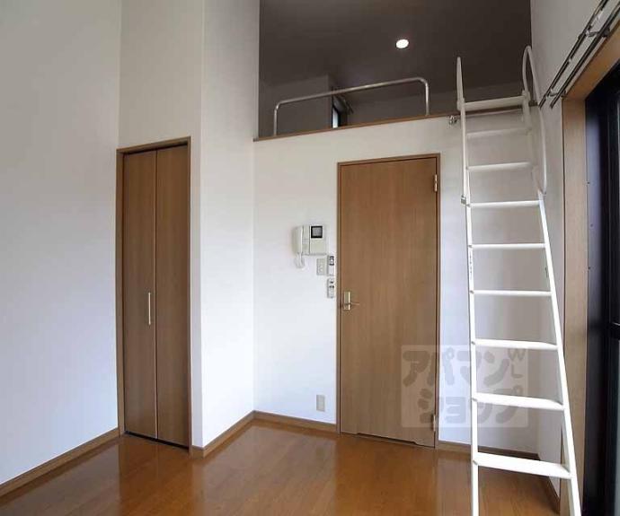 【ロフティ同志社北】間取