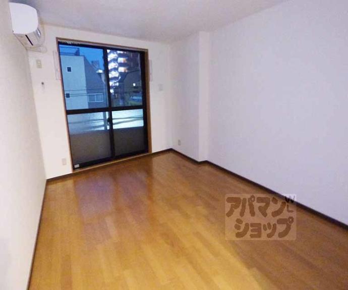 【シャトーボヌール】間取