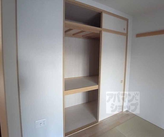 【ライオンズ四条烏丸セントマークス】間取