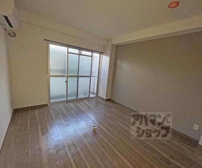 【アサヒカレッジハイツ】間取