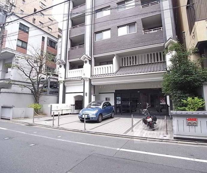 【コンフォール室町黒主山】間取