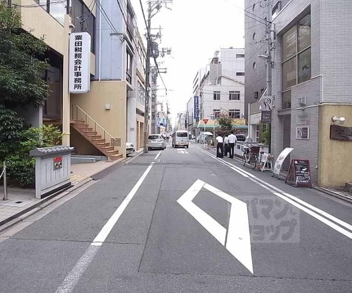 【コンフォール室町黒主山】間取