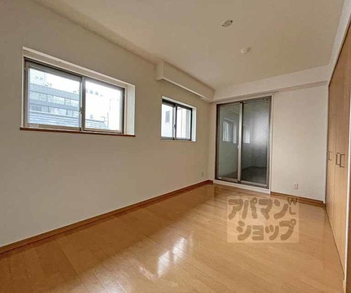 【コンフォール室町黒主山】間取