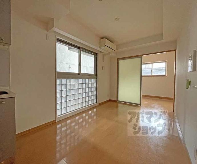 【コンフォール室町黒主山】間取