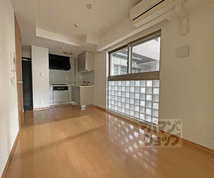 【コンフォール室町黒主山】間取