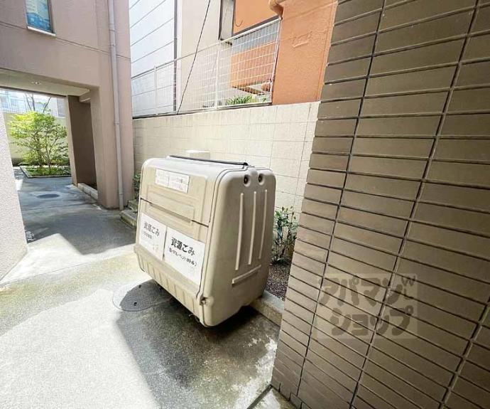 【サンマンションドゥーシェ御所前】