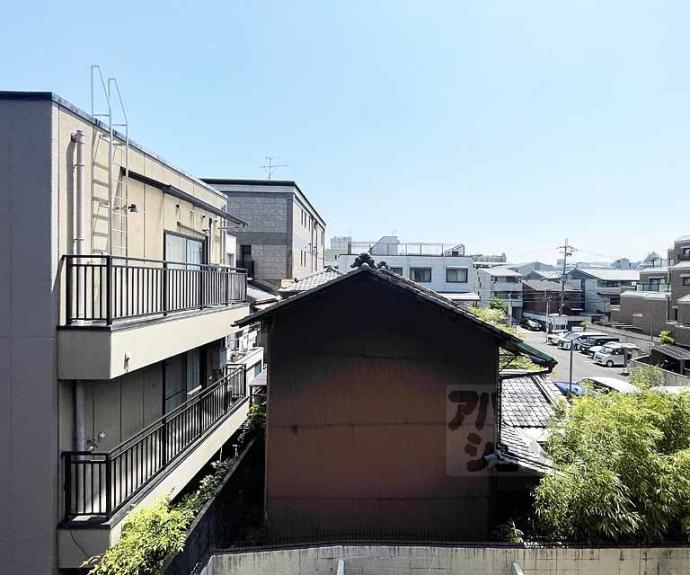 【サンマンションドゥーシェ御所前】間取
