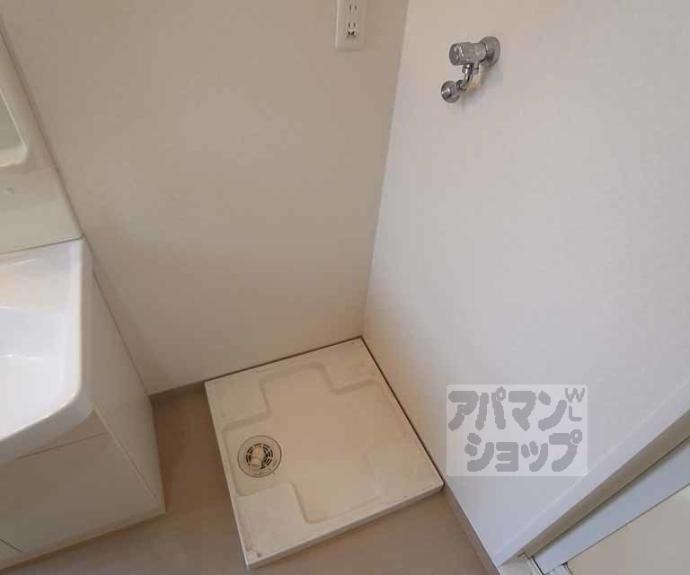 【ランブラス御所西】間取