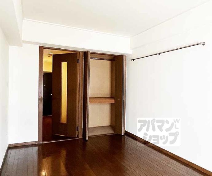 【ウエストコート智恵光院】間取