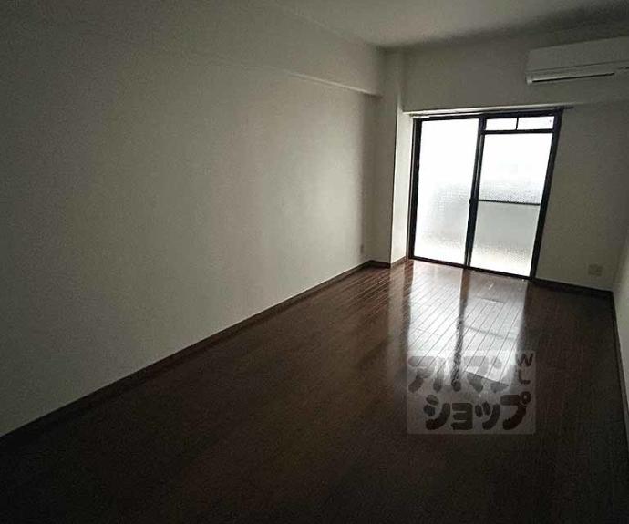 【ウエストコート智恵光院】間取