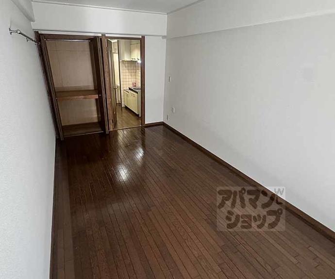 【ウエストコート智恵光院】間取