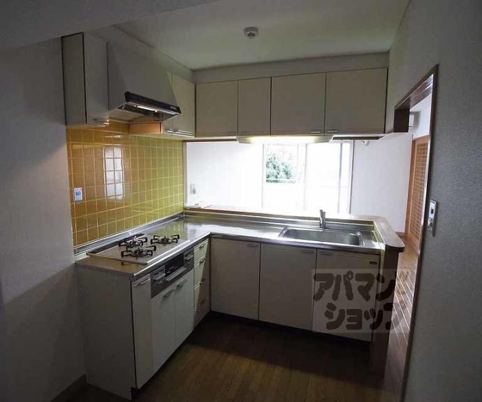 【御所前スカイマンション】間取