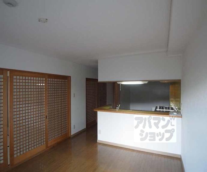 【御所前スカイマンション】間取