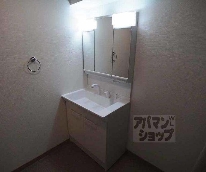 【御所前スカイマンション】間取