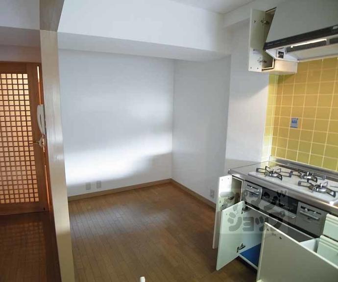 【御所前スカイマンション】間取