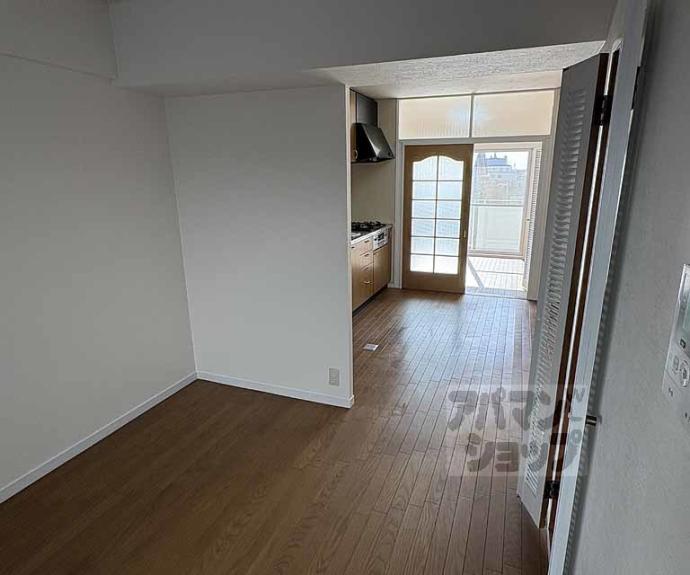 【御所前スカイマンション】