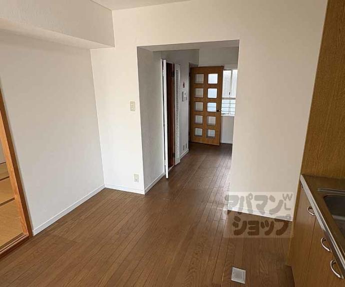 【御所前スカイマンション】