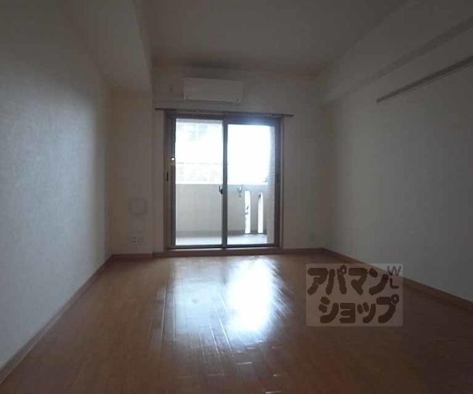 【プレサンス京都四条烏丸クロス】間取